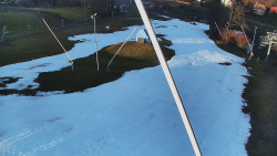 Spodní část sjezdovky skiareálu Karolinka