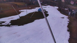 Spodní část sjezdovky skiareálu Karolinka