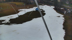 Spodní část sjezdovky skiareálu Karolinka