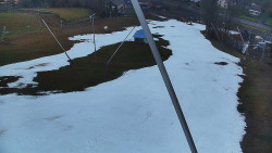 Spodní část sjezdovky skiareálu Karolinka