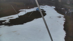 Spodní část sjezdovky skiareálu Karolinka