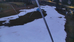 Spodní část sjezdovky skiareálu Karolinka