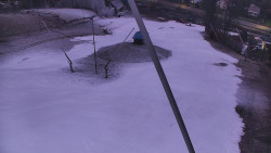 Spodní část sjezdovky skiareálu Karolinka