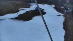 Spodní část sjezdovky skiareálu Karolinka