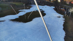 Spodní část sjezdovky skiareálu Karolinka