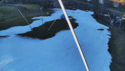 Spodní část sjezdovky skiareálu Karolinka