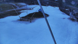 Spodní část sjezdovky skiareálu Karolinka