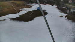 Spodní část sjezdovky skiareálu Karolinka