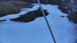 Spodní část sjezdovky skiareálu Karolinka