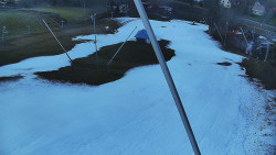 Spodní část sjezdovky skiareálu Karolinka