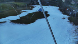 Spodní část sjezdovky skiareálu Karolinka