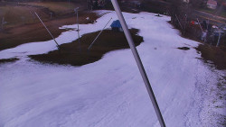 Spodní část sjezdovky skiareálu Karolinka