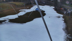 Spodní část sjezdovky skiareálu Karolinka