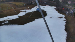 Spodní část sjezdovky skiareálu Karolinka