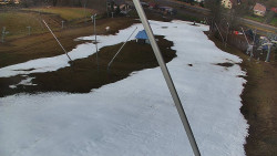 Spodní část sjezdovky skiareálu Karolinka