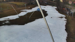 Spodní část sjezdovky skiareálu Karolinka