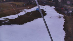 Spodní část sjezdovky skiareálu Karolinka