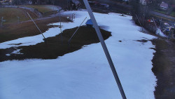 Spodní část sjezdovky skiareálu Karolinka