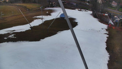 Spodní část sjezdovky skiareálu Karolinka