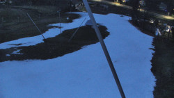 Spodní část sjezdovky skiareálu Karolinka