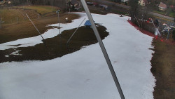 Spodní část sjezdovky skiareálu Karolinka