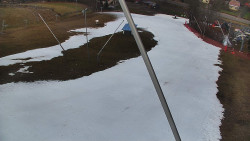 Spodní část sjezdovky skiareálu Karolinka