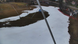 Spodní část sjezdovky skiareálu Karolinka