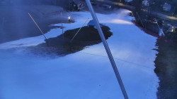 Spodní část sjezdovky skiareálu Karolinka