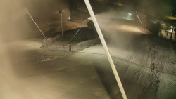 Spodní část sjezdovky skiareálu Karolinka