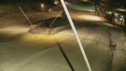 Spodní část sjezdovky skiareálu Karolinka