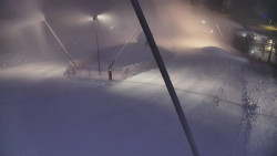 Spodní část sjezdovky skiareálu Karolinka