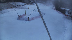 Spodní část sjezdovky skiareálu Karolinka