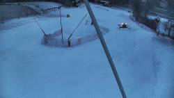 Spodní část sjezdovky skiareálu Karolinka