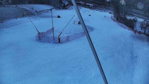 Skiareál Karolinka - Spodní část sjezdovky skiareálu Karolinka - 27.12.2025 v 14:15 Skiareál Karolinka - Spodní část sjezdovky skiareálu Karolinka - 27.12.2025 v 14:15