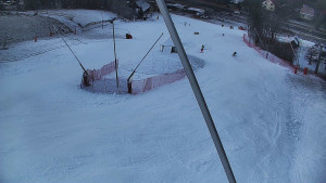Skiareál Karolinka - Spodní část sjezdovky skiareálu Karolinka - 27.12.2025 v 15:45 Skiareál Karolinka - Spodní část sjezdovky skiareálu Karolinka - 27.12.2025 v 15:45