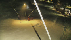 Spodní část sjezdovky skiareálu Karolinka