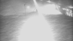 Spodní část sjezdovky skiareálu Karolinka