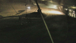 Spodní část sjezdovky skiareálu Karolinka