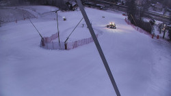 Spodní část sjezdovky skiareálu Karolinka