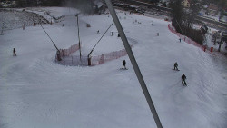 Spodní část sjezdovky skiareálu Karolinka