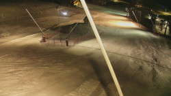 Spodní část sjezdovky skiareálu Karolinka