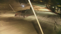 Spodní část sjezdovky skiareálu Karolinka