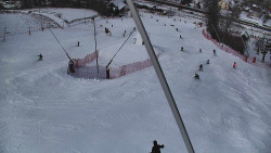 Spodní část sjezdovky skiareálu Karolinka