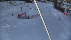 Spodní část sjezdovky skiareálu Karolinka