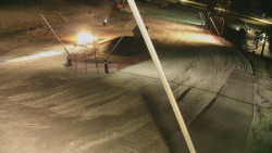 Spodní část sjezdovky skiareálu Karolinka