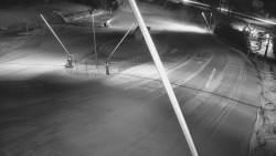 Spodní část sjezdovky skiareálu Karolinka