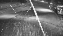 Spodní část sjezdovky skiareálu Karolinka