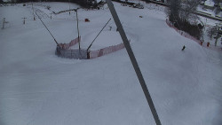 Spodní část sjezdovky skiareálu Karolinka