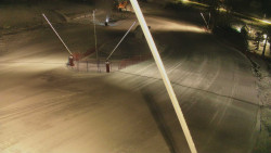 Spodní část sjezdovky skiareálu Karolinka