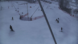 Spodní část sjezdovky skiareálu Karolinka